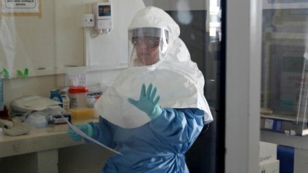 «Врачам без границ» пришлось бежать с Гвинеи