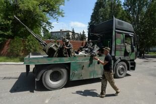 Украинская армия начала артобстрел города Иловайск в районе Донецка