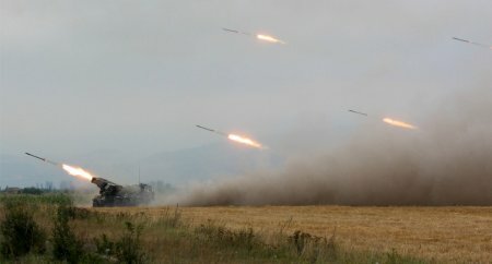 Украинские силовики возобновили массированный обстрел Краматорска