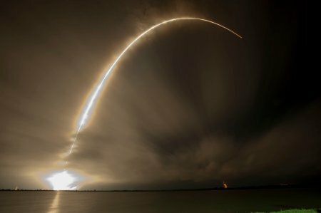 SpaceX отложила запуск ракеты-носителя Falcon со спутником AsiaSat 6
