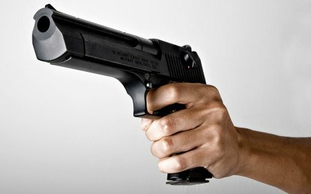 В Нальчике во время обстрела наряда ДПС погиб полицейский
