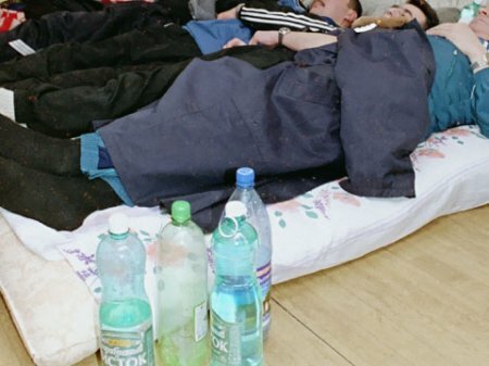 Передохнув, участники продолжили голодать