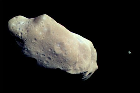 26 января к Земле приблизится опасный астероид 2004 BL86