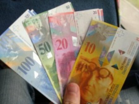 Долг российских компаний вырос на $502 млн из-за укрепления франка