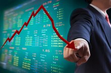 МВФ ухудшил прогноз падения ВВП России в 2015 году