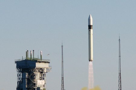 С Плесецка запущена ракета-носитель «Рокот» со спутниками связи